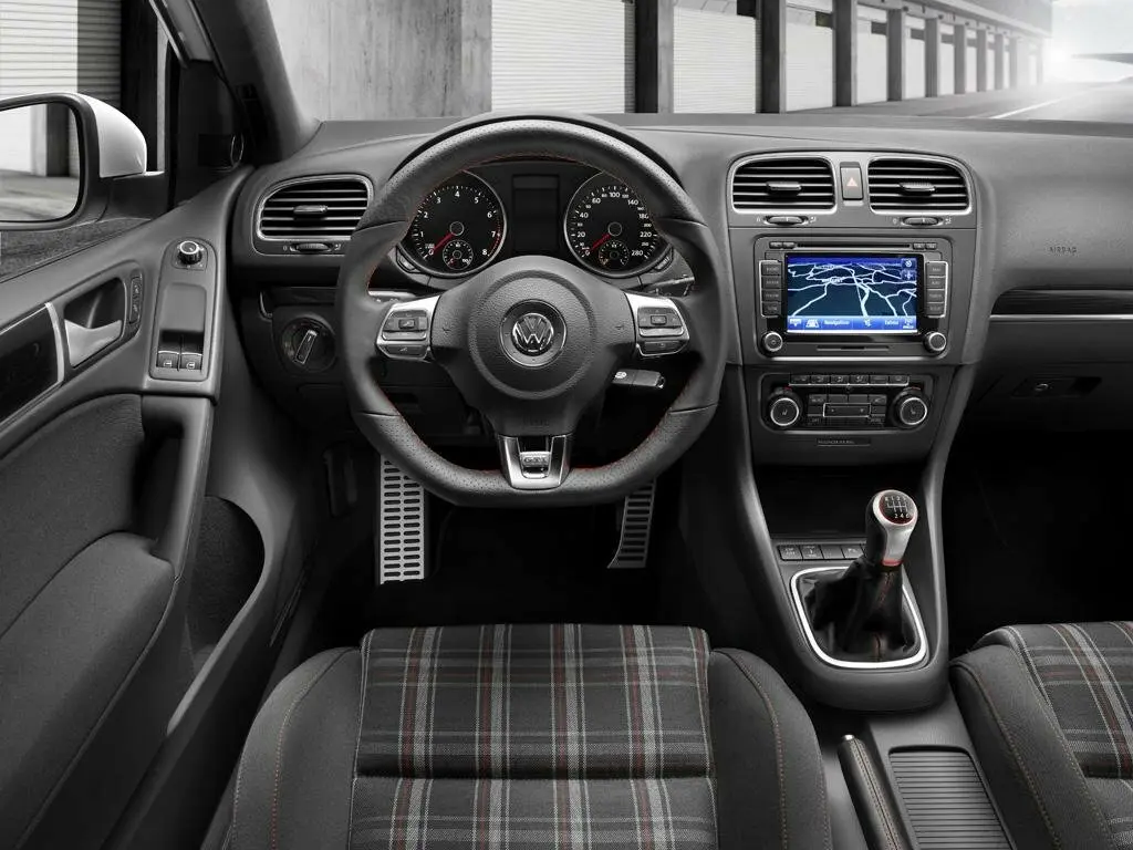 Volkswagen Golf GTI V Хэтчбек 5 дв. — сүрөт 7