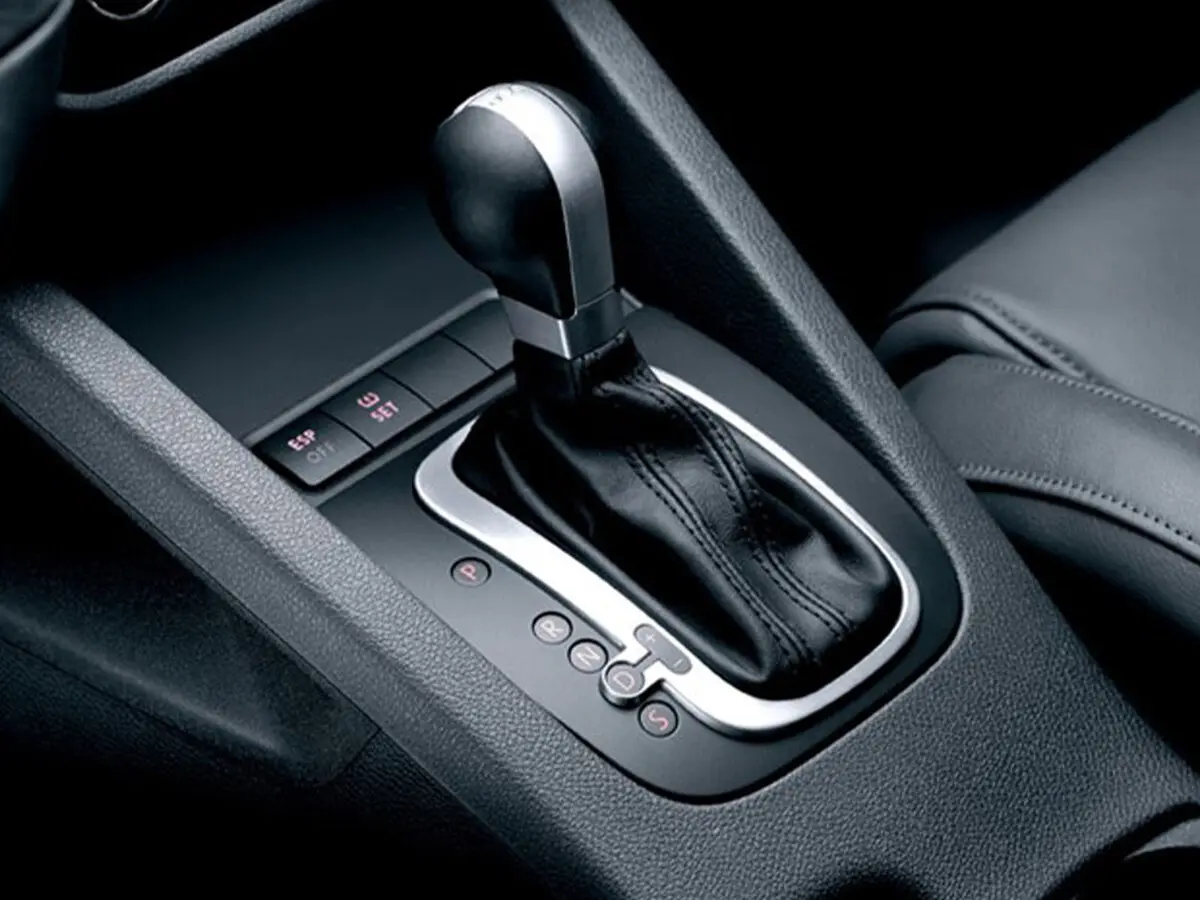Volkswagen Golf GTI V Хэтчбек 5 дв. — сүрөт 11
