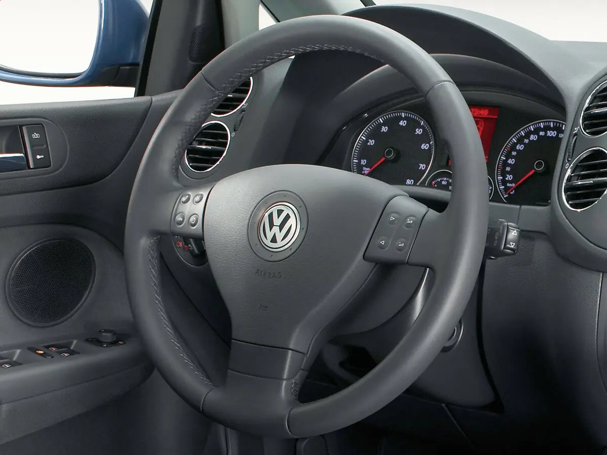Volkswagen Golf Plus I Хэтчбек 5 дв. — сүрөт 7