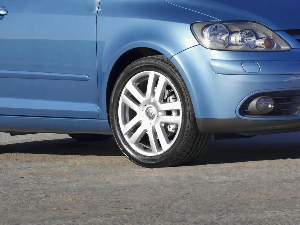 Volkswagen Golf Plus I Хэтчбек 5 дв. — сүрөт 15
