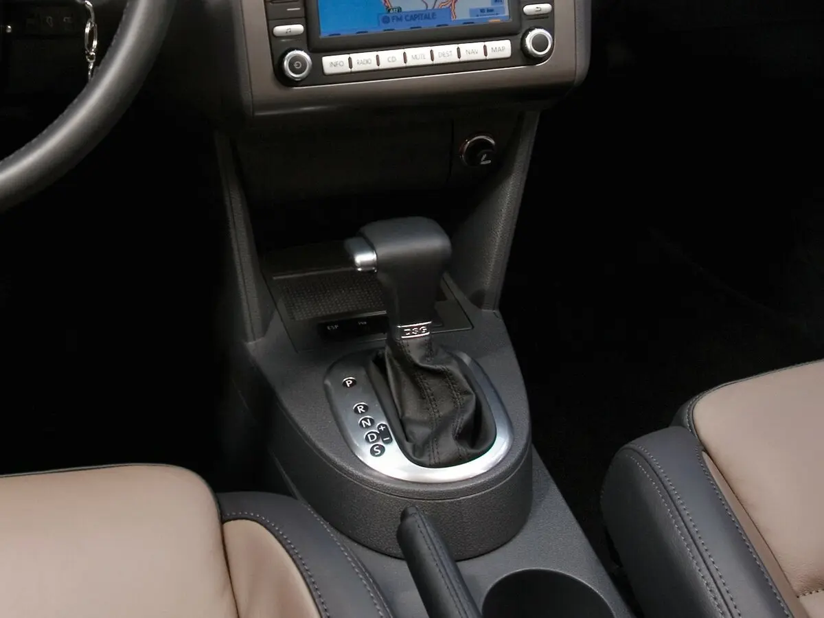 Volkswagen Touran I Рестайлинг Компактвэн — сүрөт 13