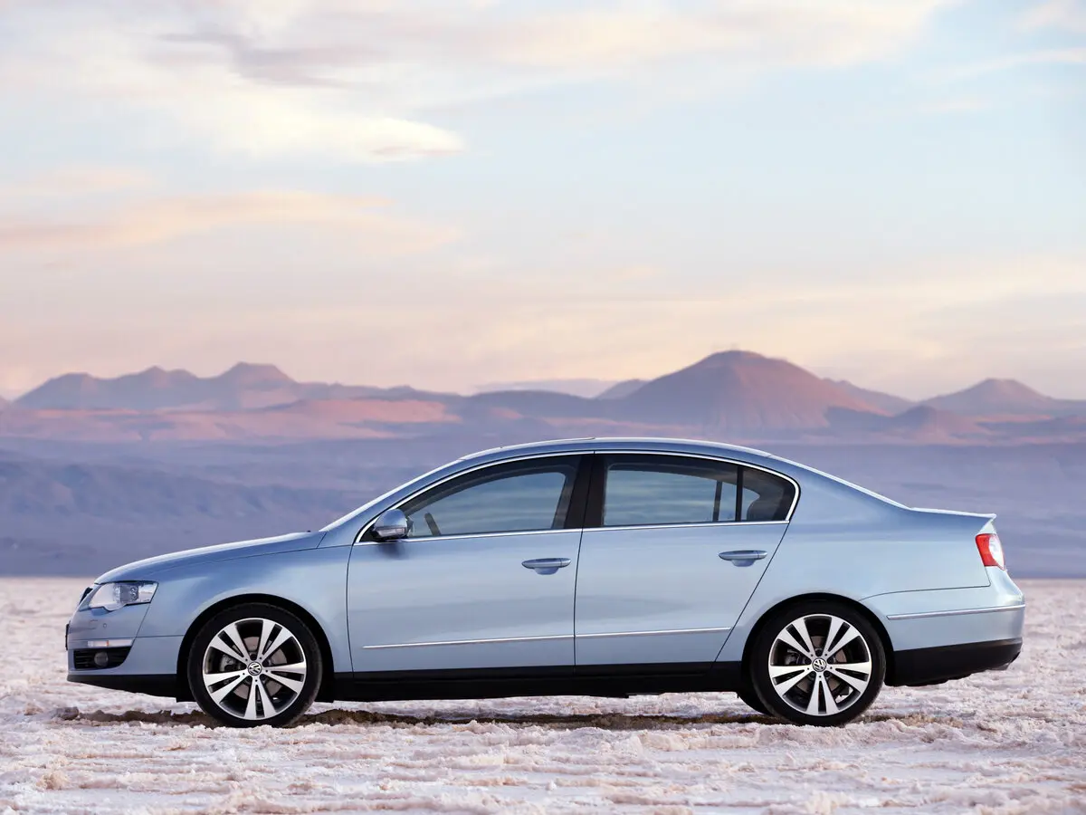 Volkswagen Passat B6 Седан — фото 2