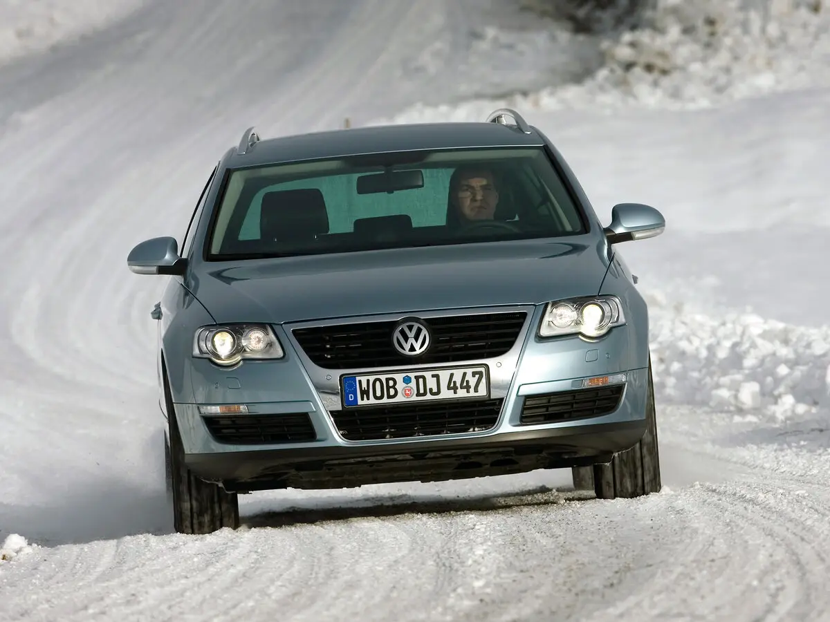 Volkswagen Passat B6 Универсал 5 дв. — фото 3