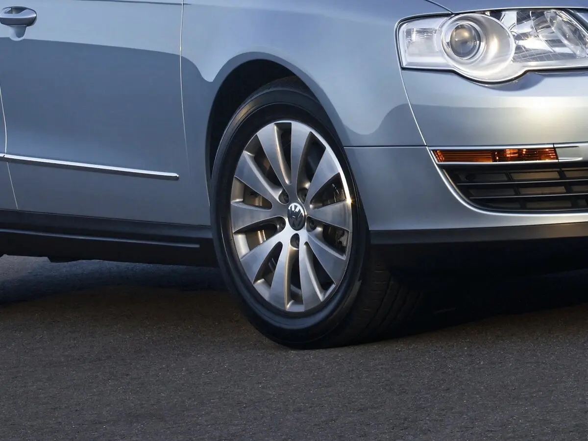 Volkswagen Passat B6 Универсал 5 дв. — фото 17
