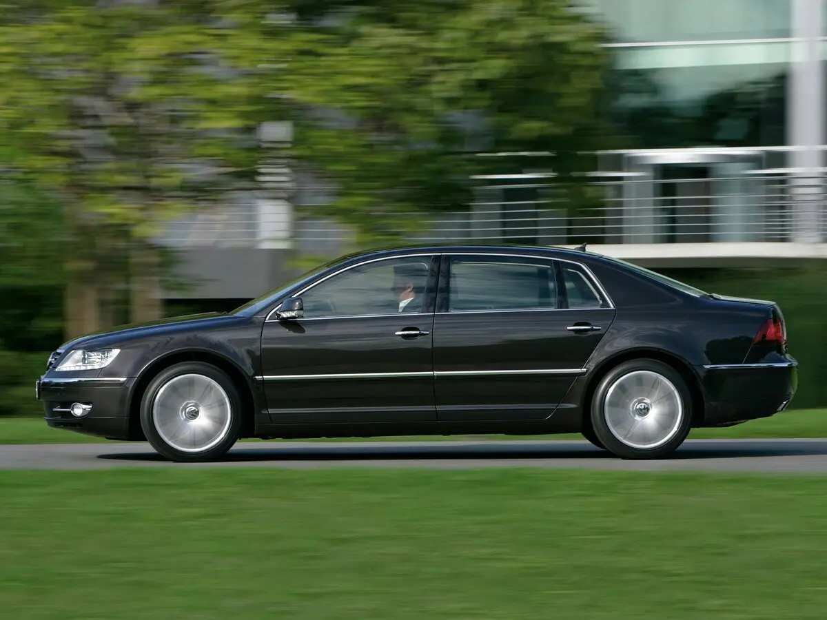 Volkswagen Phaeton I Седан — сүрөт 2