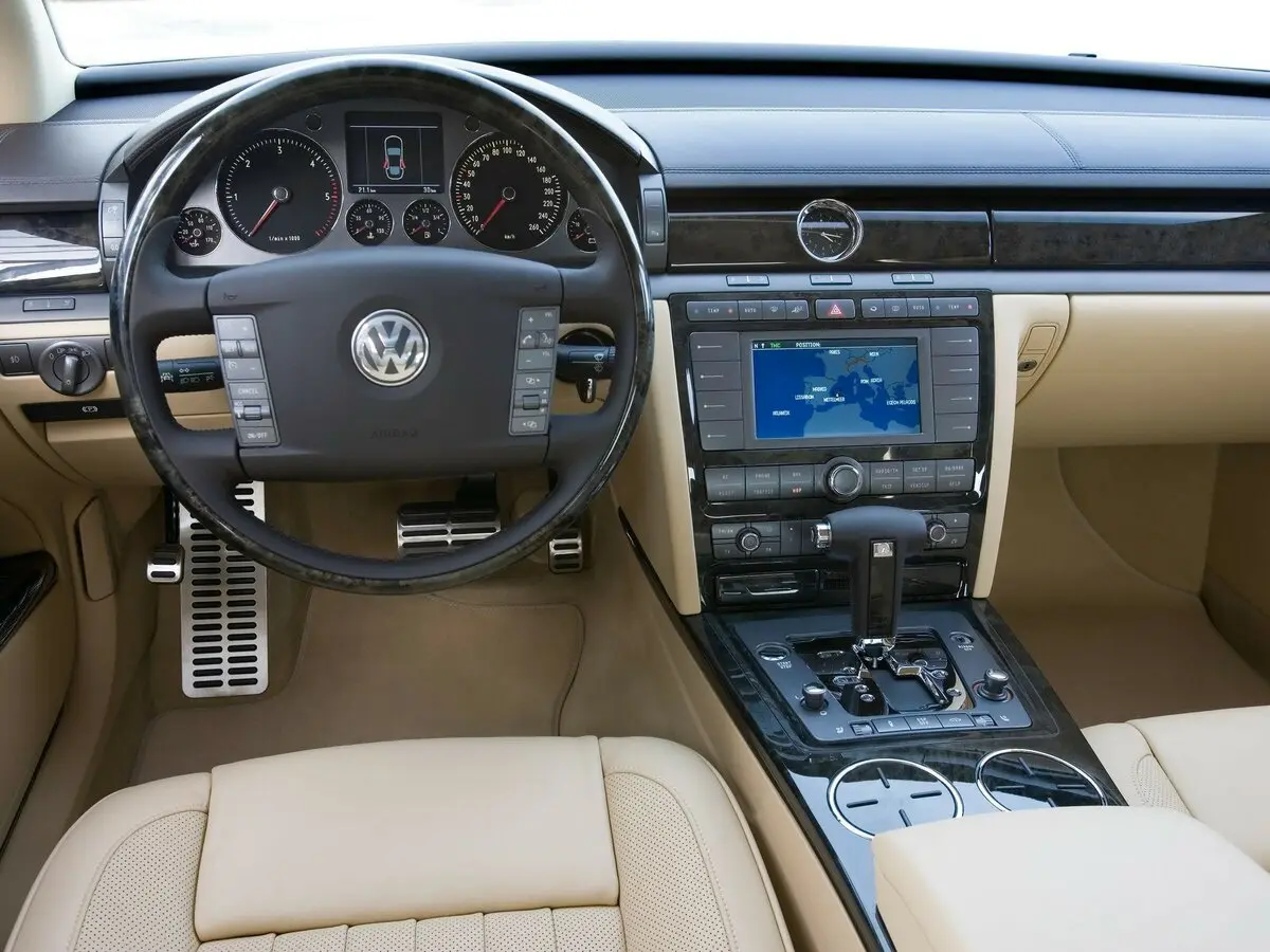 Volkswagen Phaeton I Седан — сүрөт 6