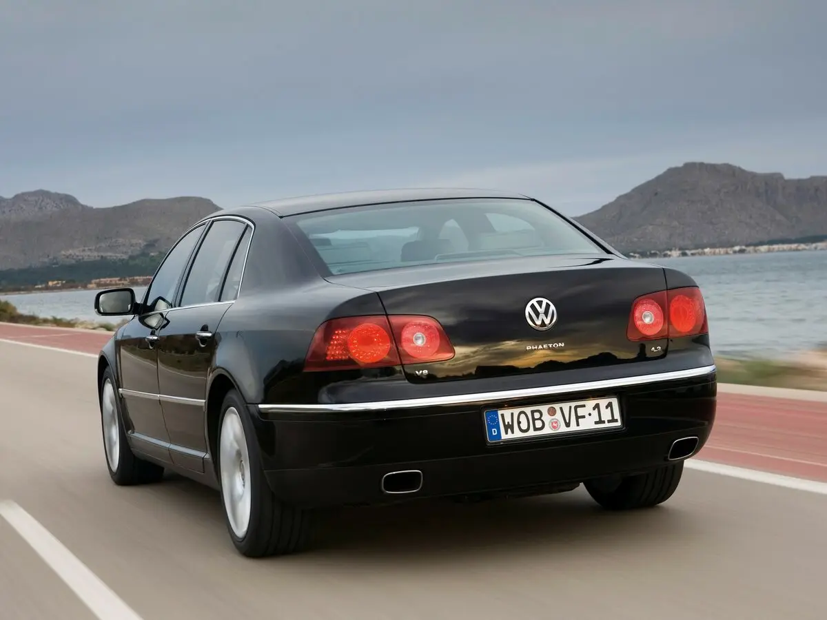 Volkswagen Phaeton I Седан Long — сүрөт 3