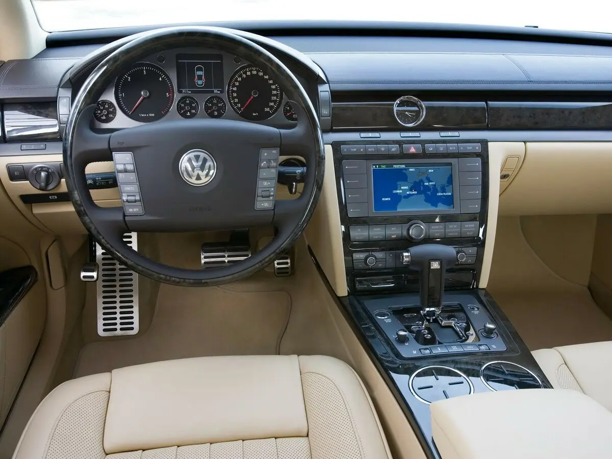 Volkswagen Phaeton I Седан Long — сүрөт 5