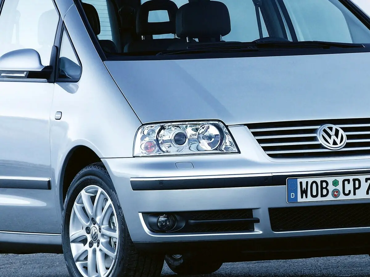 Volkswagen Sharan I Рестайлинг 2 Минивэн — сүрөт 9