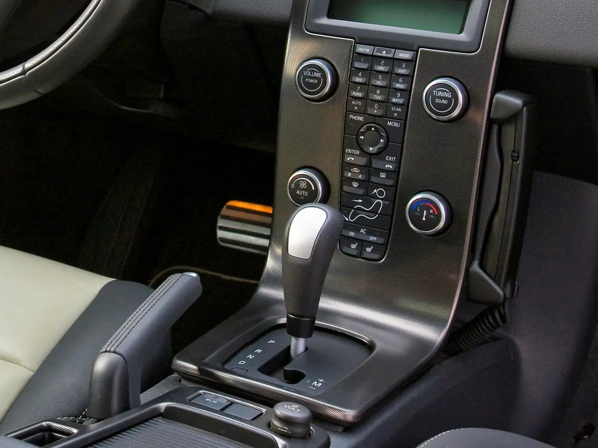 Volvo V50 I Рестайлинг Универсал 5 дв. — 照片 13