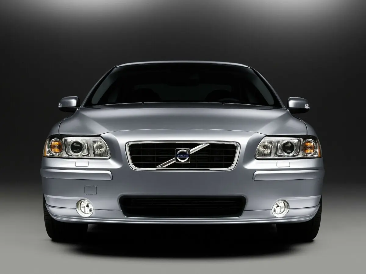 Volvo S60 I Рестайлинг Седан — сүрөт 3