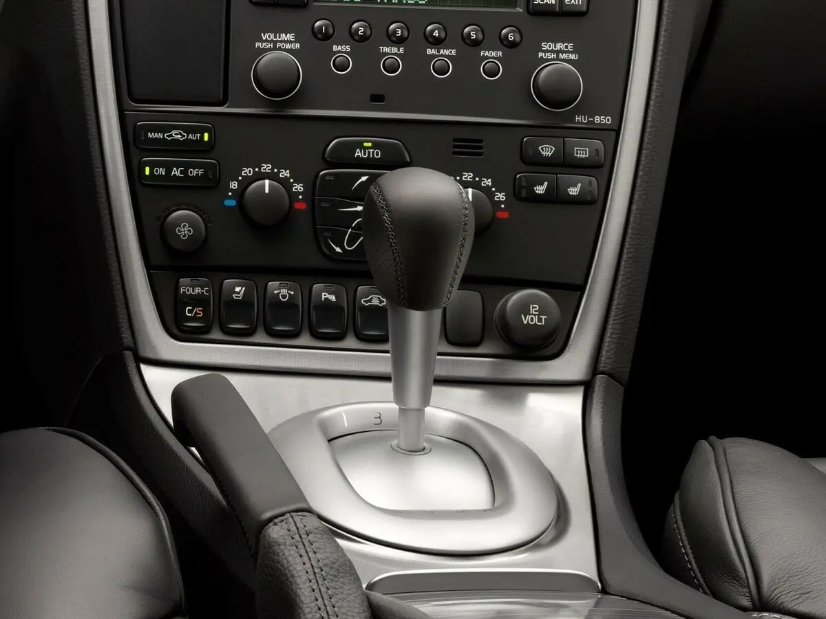 Volvo S60 I Рестайлинг Седан — сүрөт 13