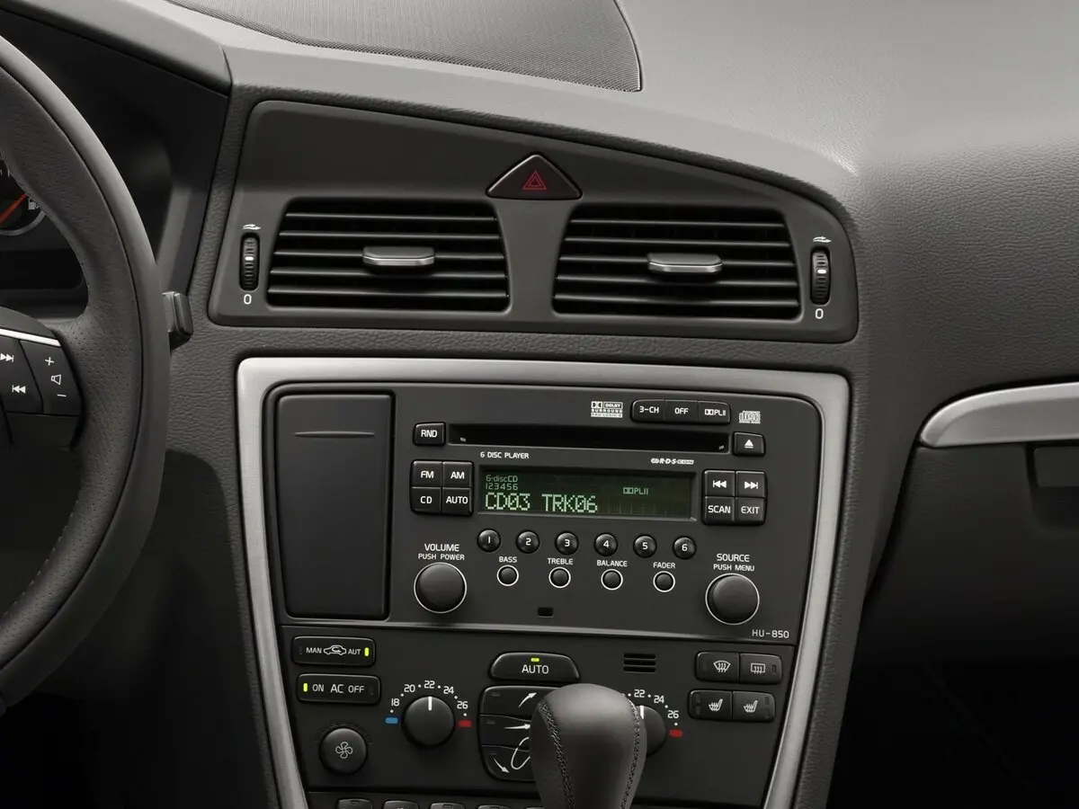Volvo S60 I Рестайлинг Седан — сүрөт 18