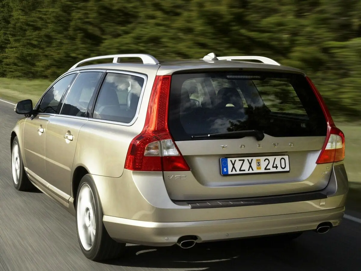 Volvo V70 III Универсал 5 дв. — сүрөт 4