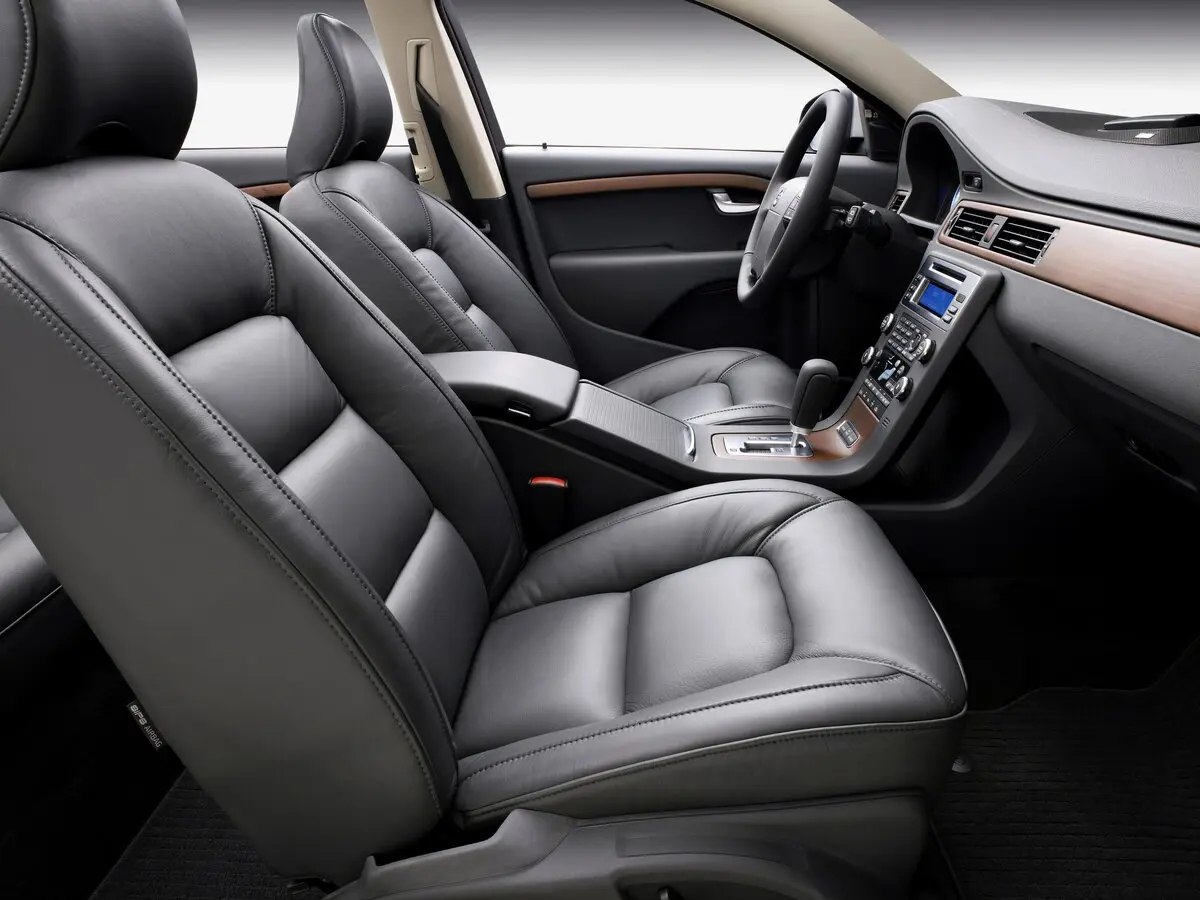Volvo V70 III Универсал 5 дв. — сүрөт 7