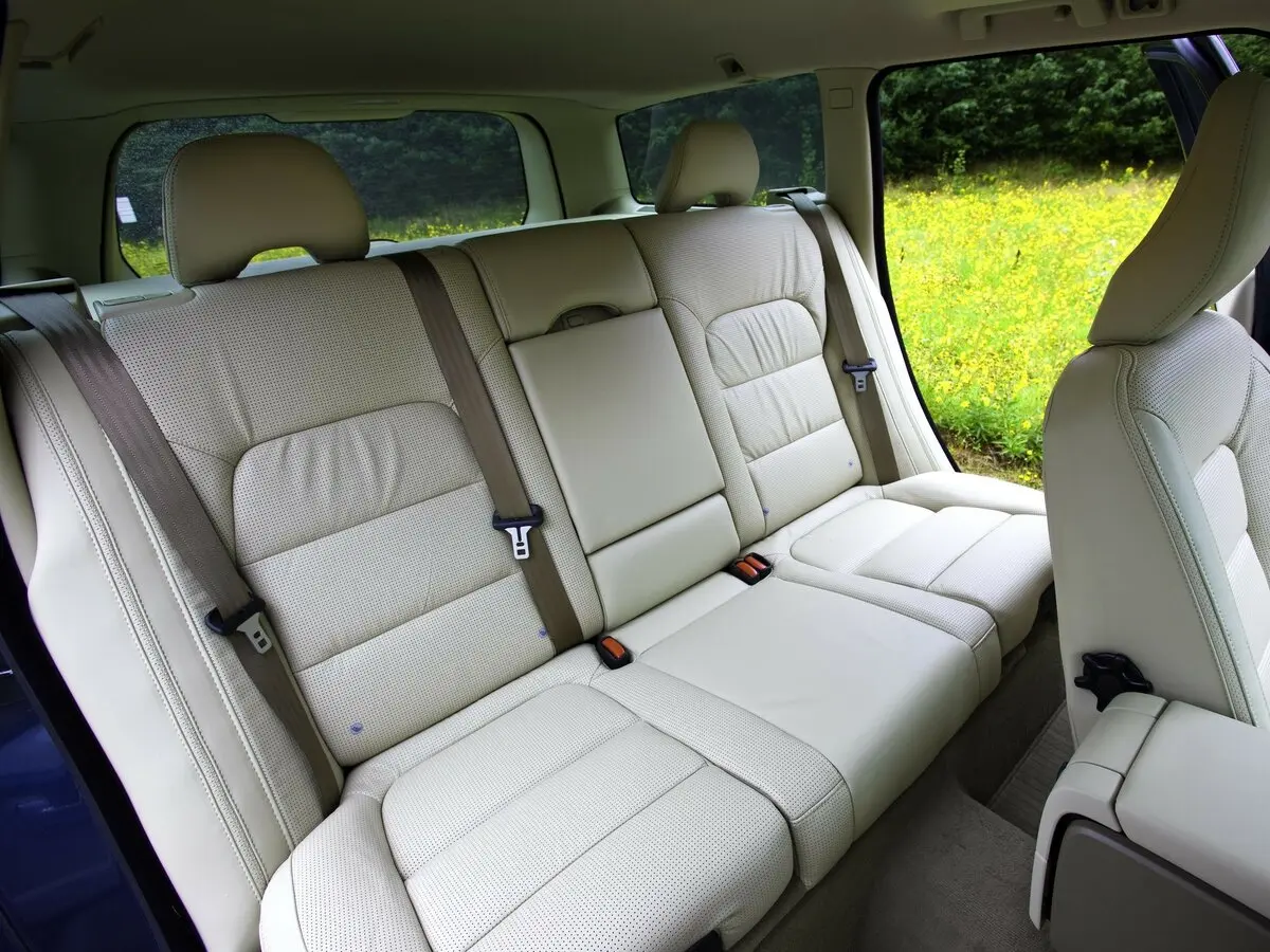 Volvo XC70 II Универсал 5 дв. — сүрөт 10