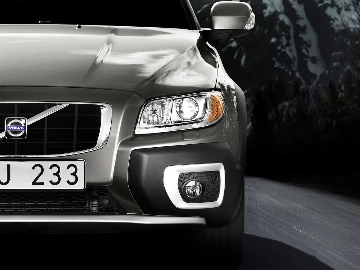 Volvo XC70 II Универсал 5 дв. — сүрөт 13