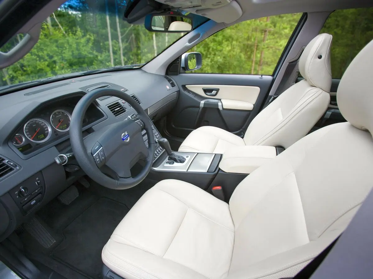 Volvo XC90 I Рестайлинг Внедорожник 5 дв. — 照片 8