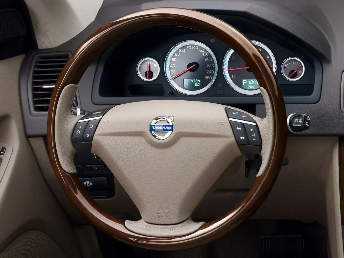 Volvo XC90 I Рестайлинг Внедорожник 5 дв. — 照片 10