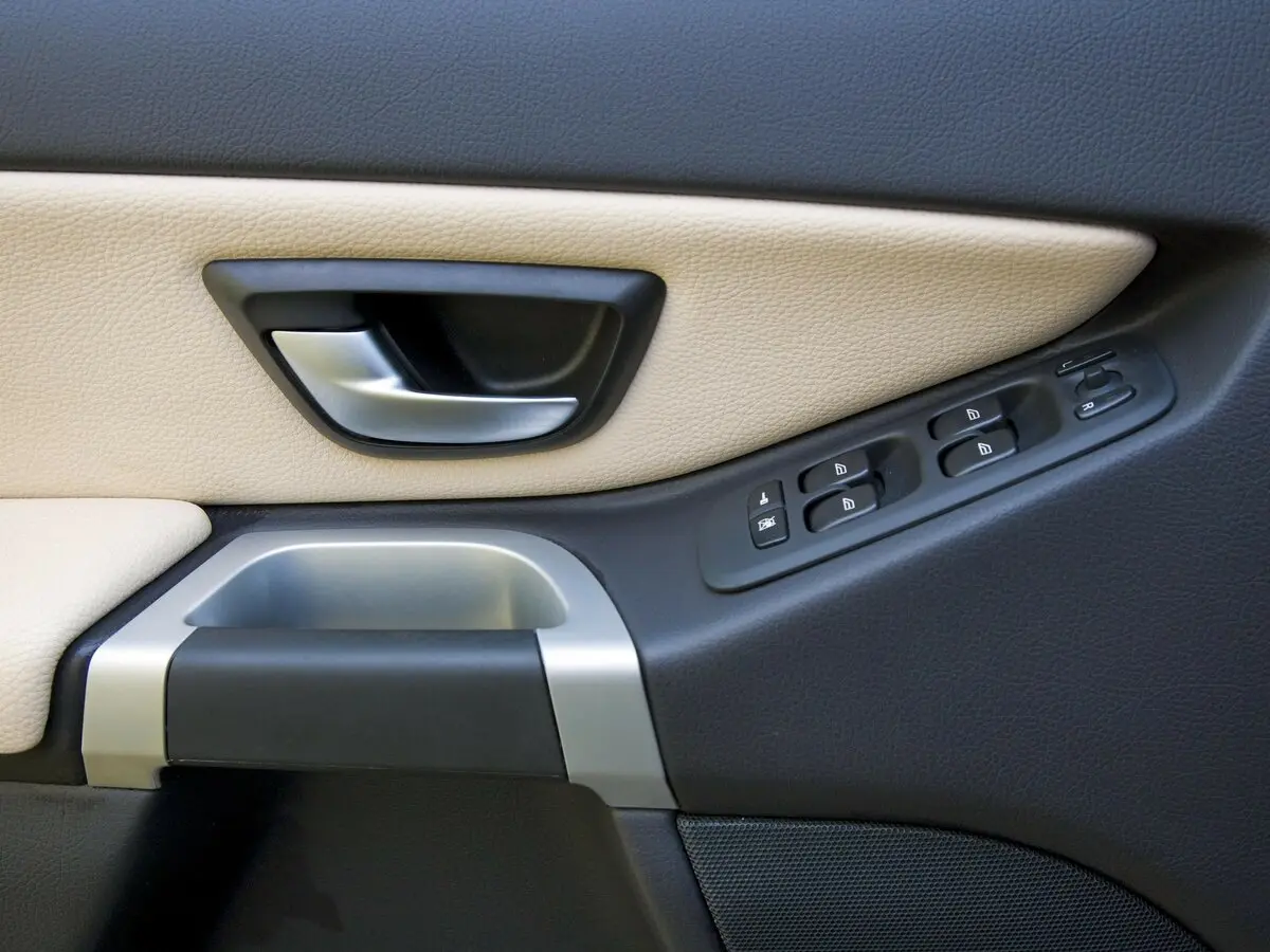 Volvo XC90 I Рестайлинг Внедорожник 5 дв. — 照片 13