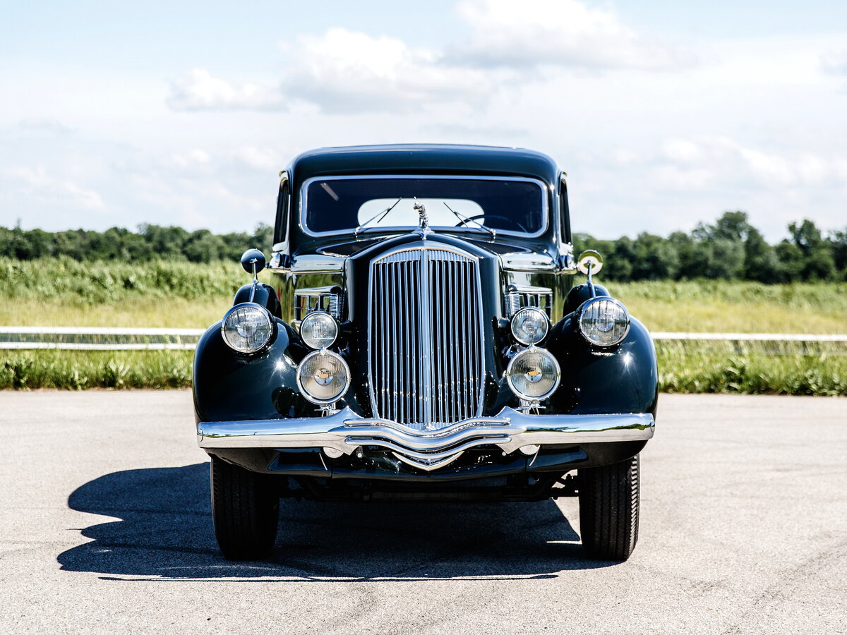 Pierce-Arrow Twelve 1932 – 1938 Седан — фото 3