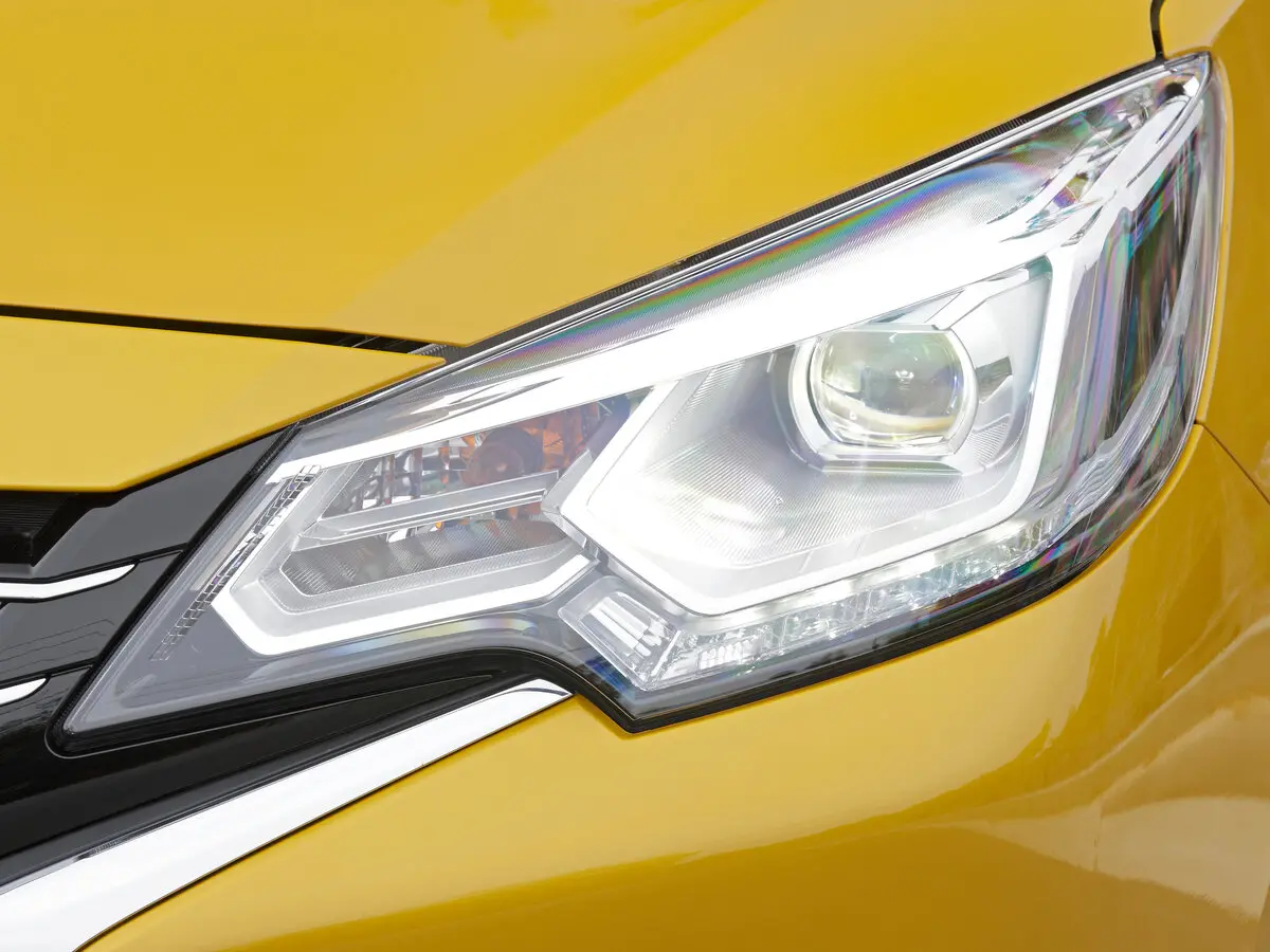 Mitsubishi Mirage VI Рестайлинг 2 Хэтчбек 5 дв. — сүрөт 13