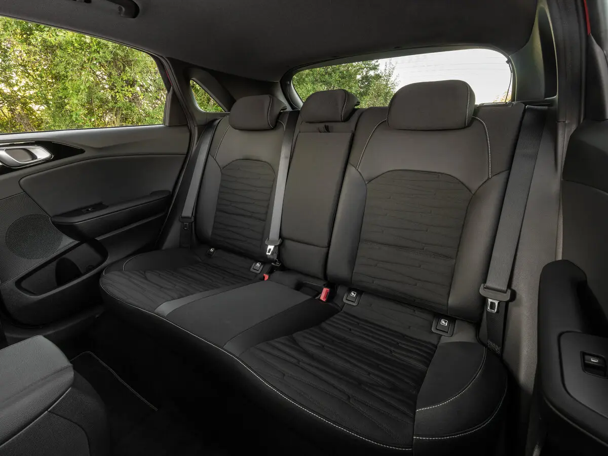 Kia Ceed III Рестайлинг Хэтчбек 5 дв. — сүрөт 10