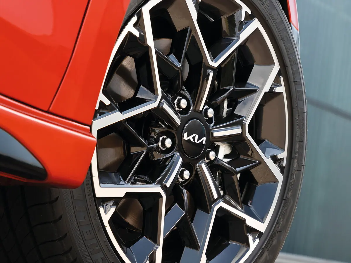 Kia Ceed III Рестайлинг Хэтчбек 5 дв. — сүрөт 18