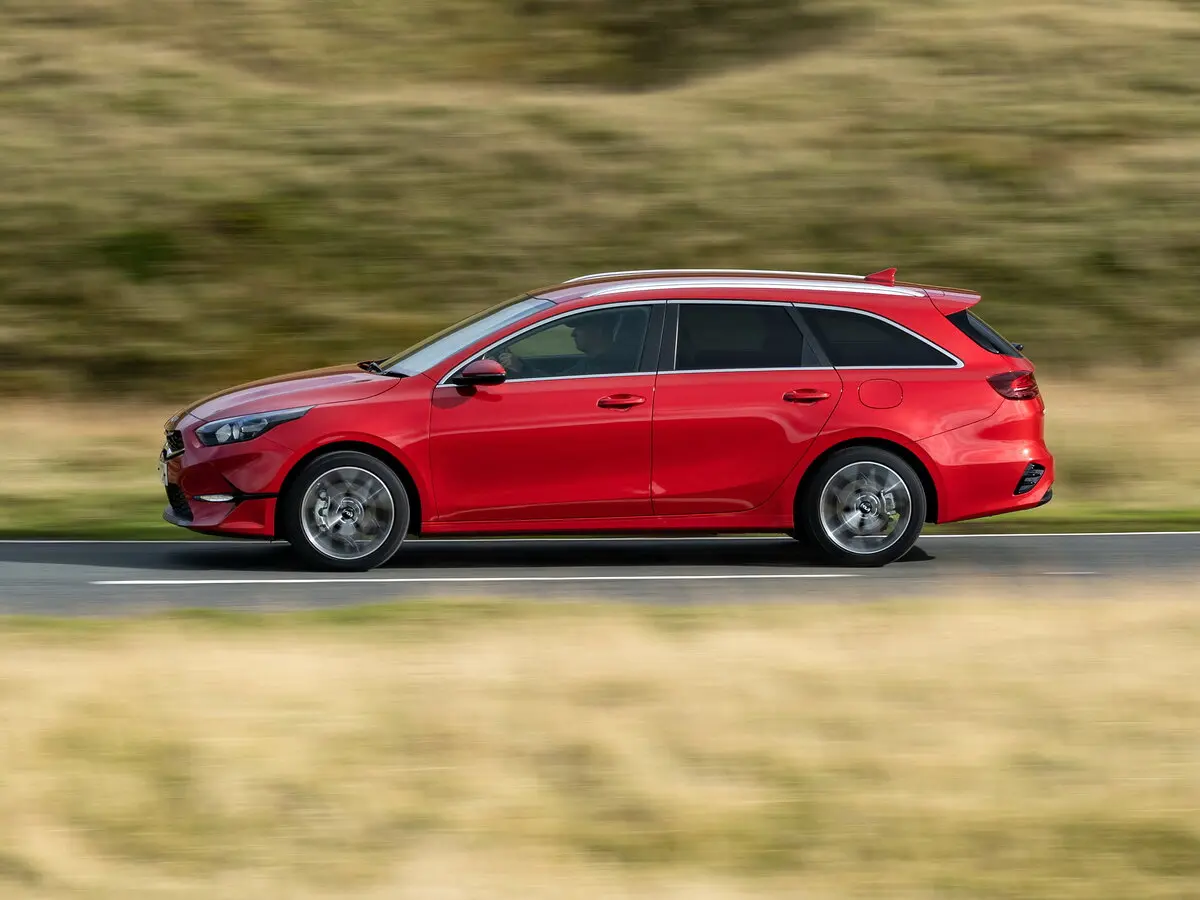 Kia Ceed III Рестайлинг Универсал 5 дв. — сүрөт 2