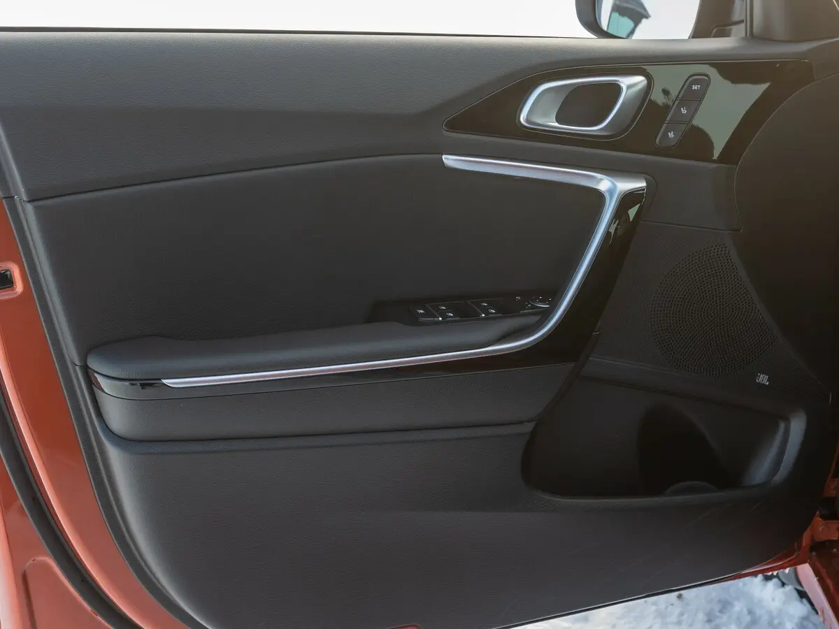 Kia Ceed III Рестайлинг Универсал 5 дв. — сүрөт 28