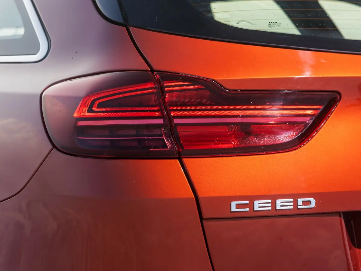 Kia Ceed III Рестайлинг Универсал 5 дв. — сүрөт 33