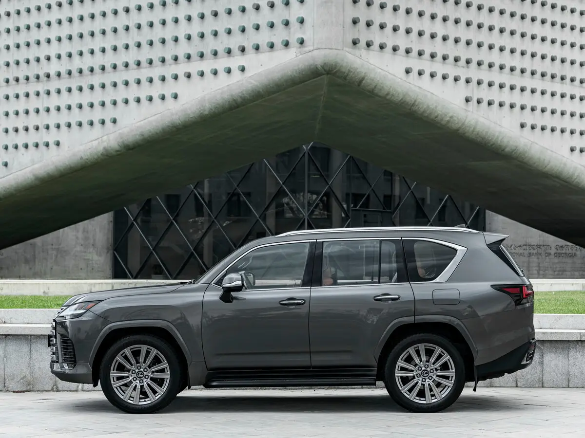 Lexus LX IV Внедорожник 5 дв. — фото 2
