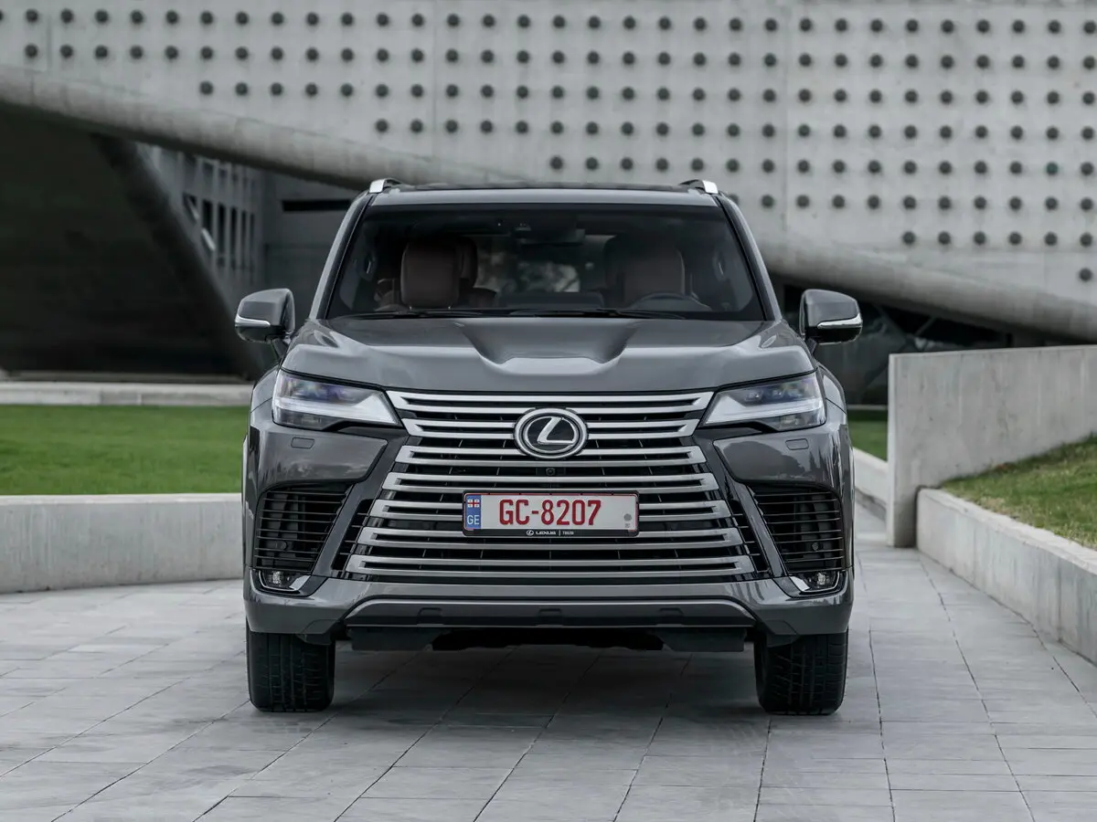 Lexus LX IV Внедорожник 5 дв. — фото 3