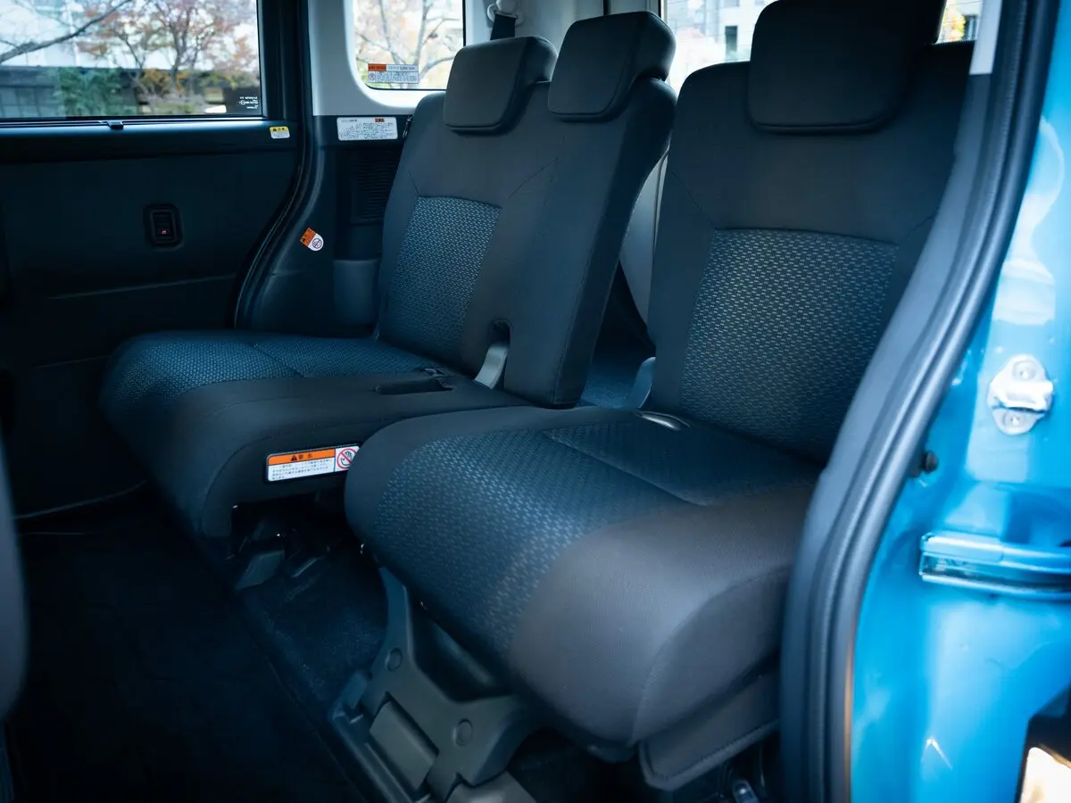 Toyota Roomy I Рестайлинг Микровэн — фото 7