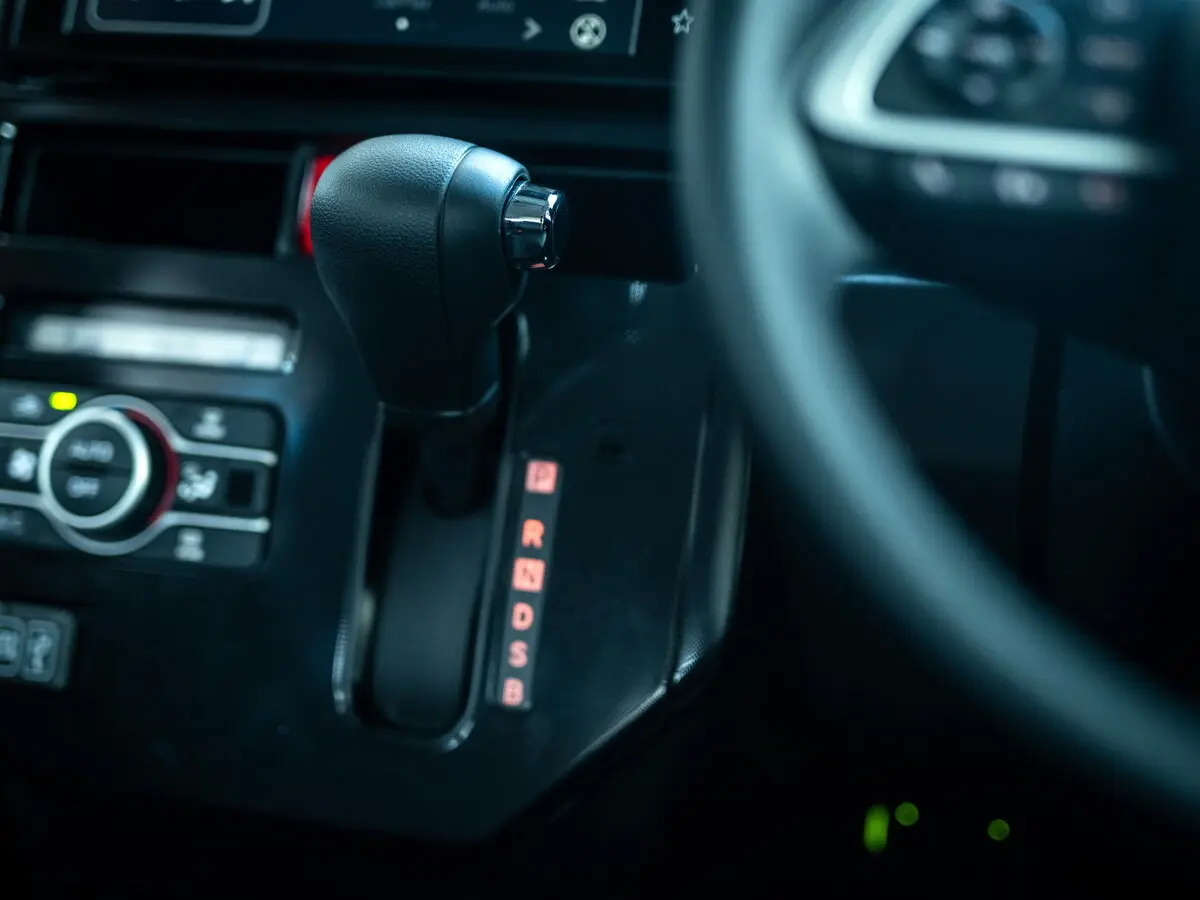 Toyota Roomy I Рестайлинг Микровэн — фото 8