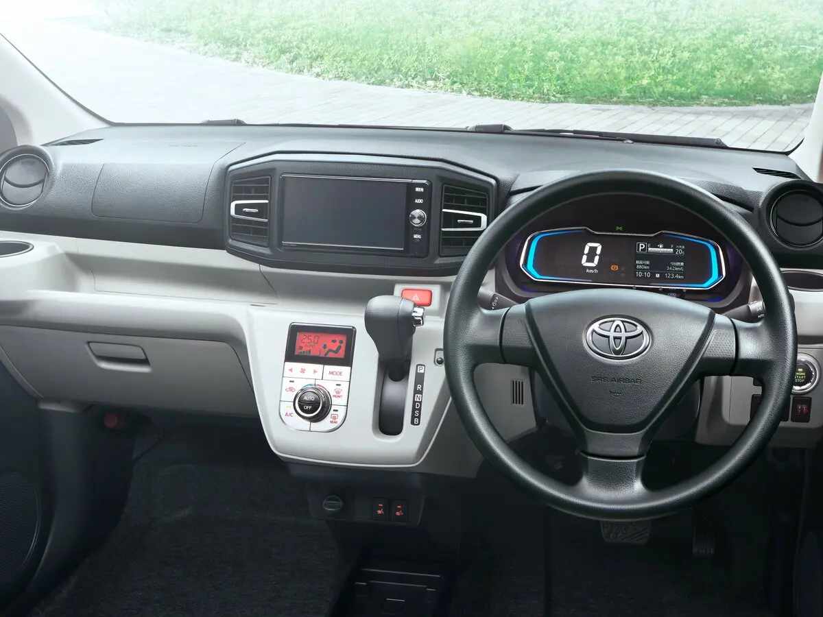 Toyota Pixis Epoch II Хэтчбек 5 дв. — фото 3