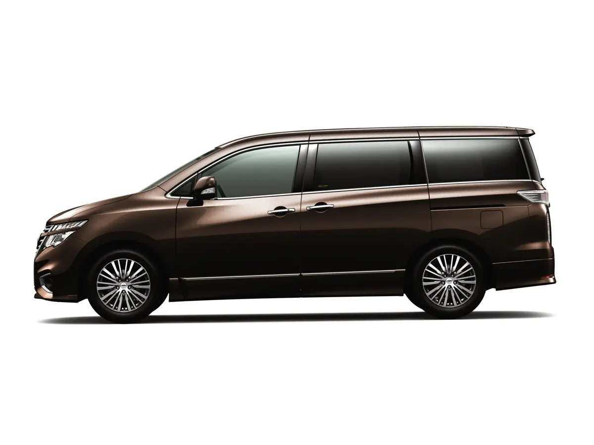 Nissan Elgrand III (E52) Рестайлинг Минивэн — 照片 3