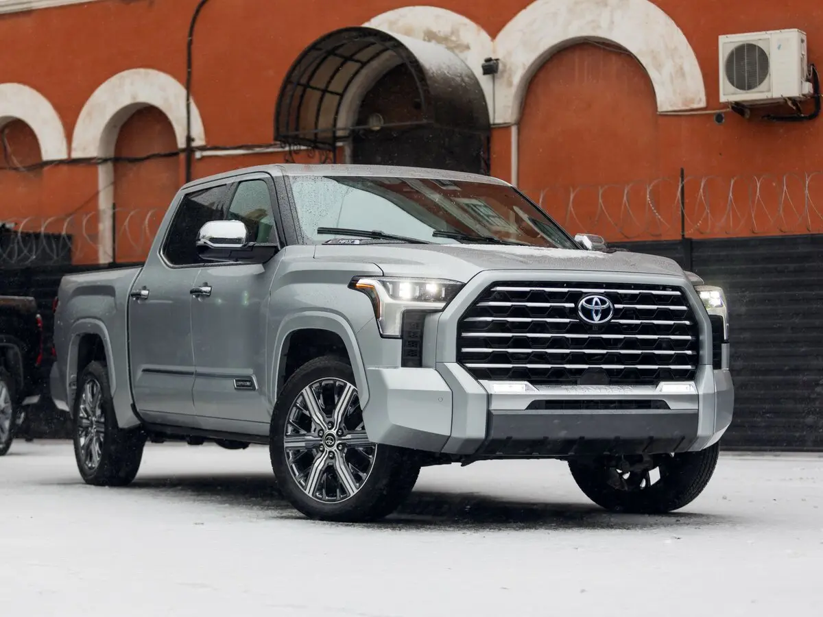 Toyota Tundra III Пикап Двойная кабина Double Cab — photo 13