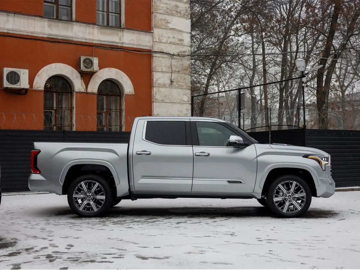 Toyota Tundra III Пикап Двойная кабина Double Cab — photo 14
