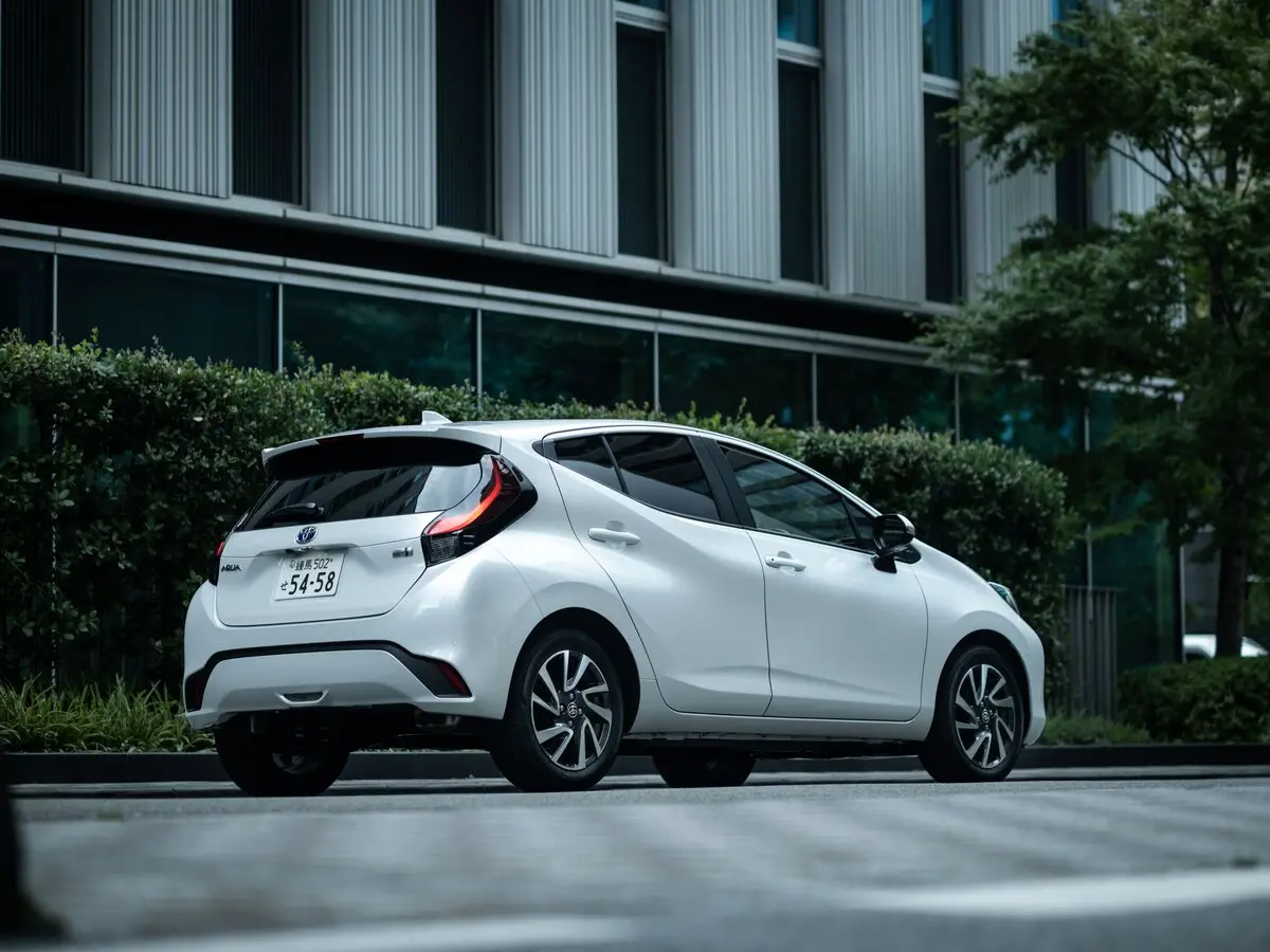 Toyota Aqua II Хэтчбек 5 дв. — фото 3