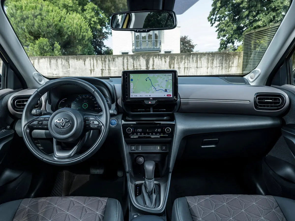 Toyota Yaris Cross I Внедорожник 5 дв. — сүрөт 6