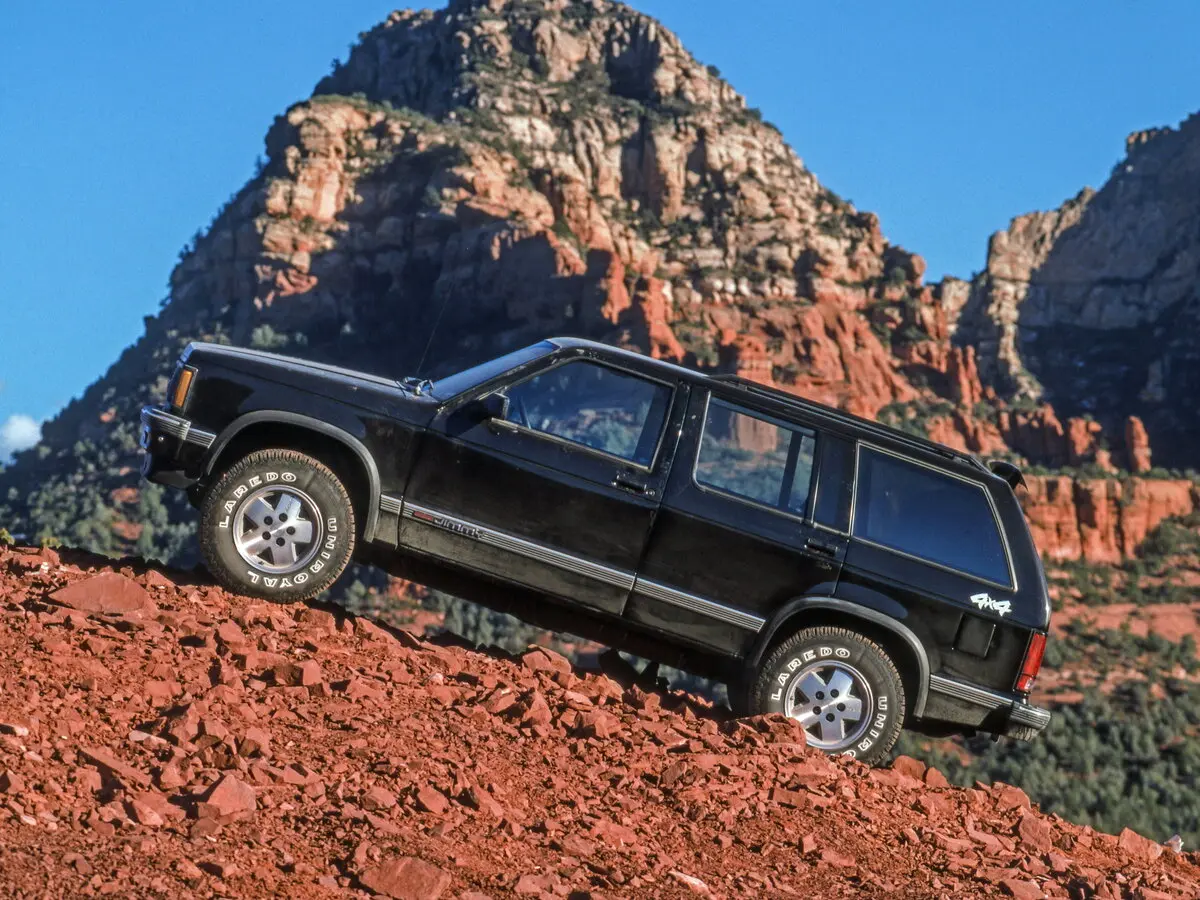 GMC Jimmy S-15 Внедорожник 5 дв. — сүрөт 2
