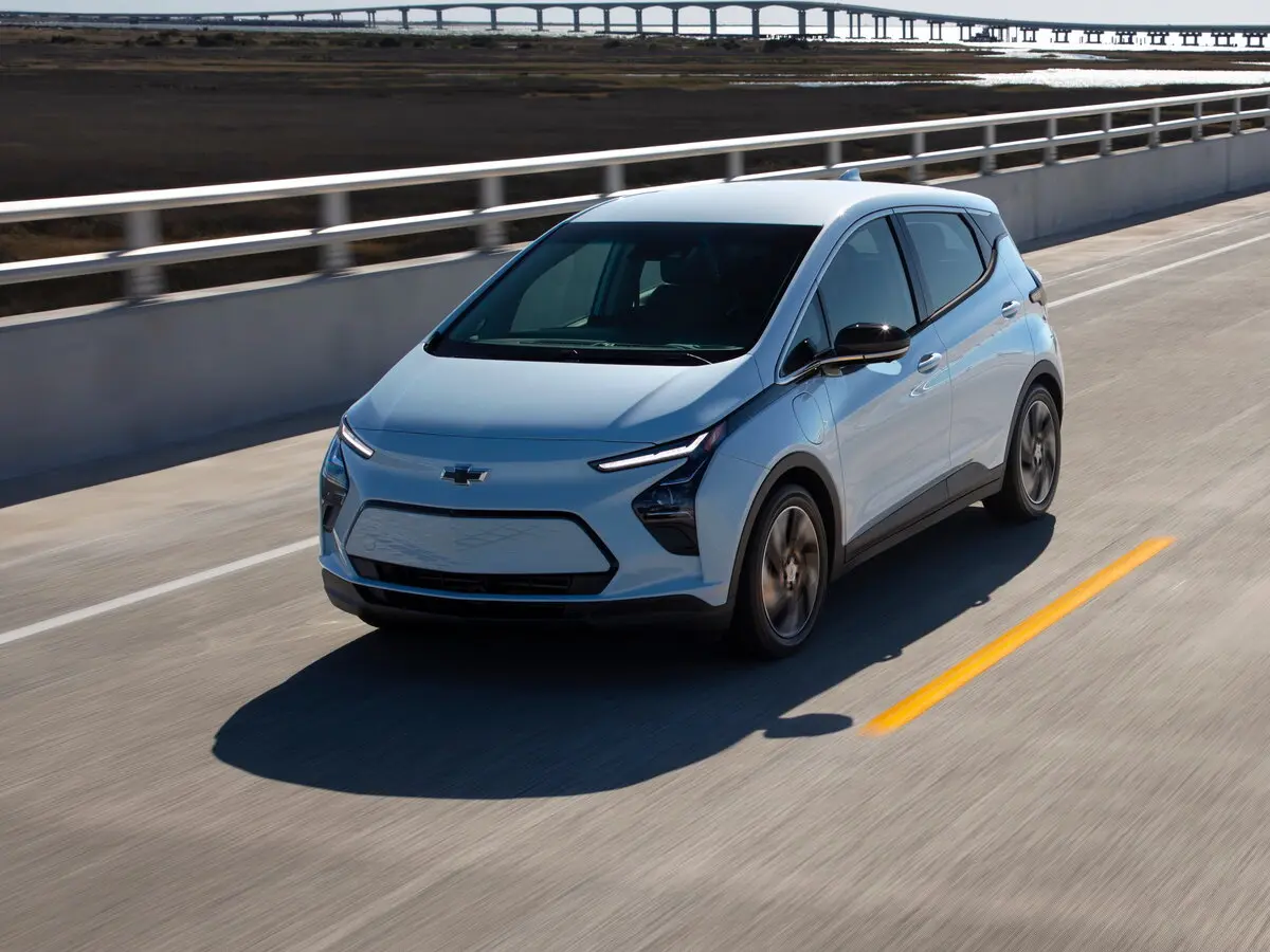 Chevrolet Bolt I Рестайлинг Хэтчбек 5 дв. — сүрөт 3