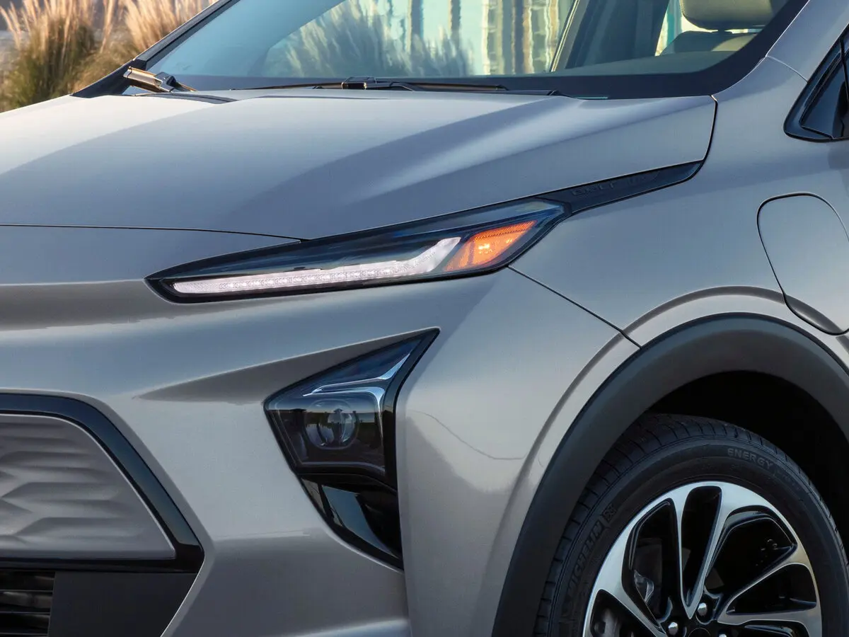 Chevrolet Bolt EUV 2021 – 2023 Внедорожник 5 дв. — 照片 12