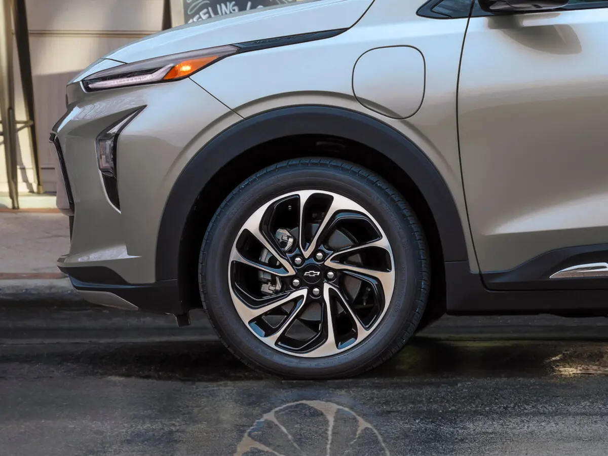 Chevrolet Bolt EUV 2021 – 2023 Внедорожник 5 дв. — 照片 15