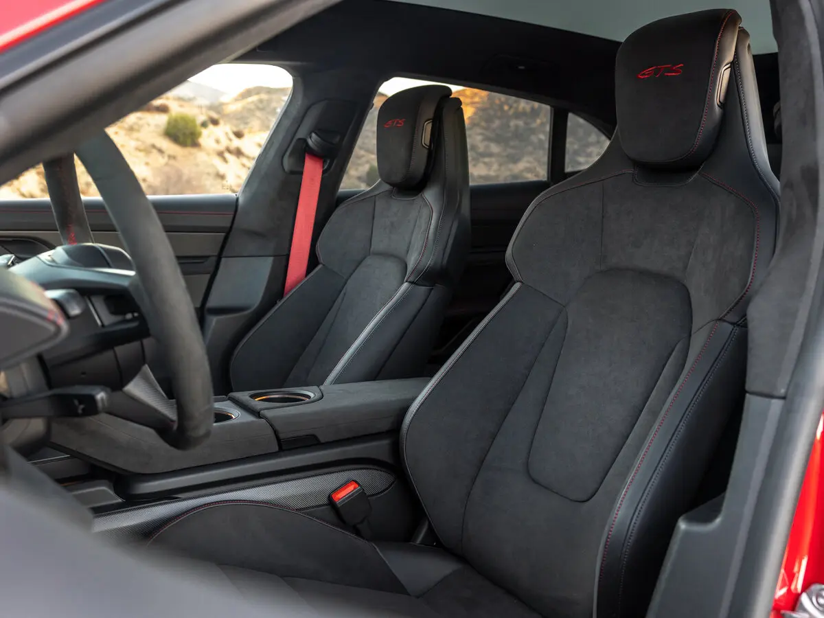 Porsche Taycan I Универсал 5 дв. Sport Turismo — сүрөт 8