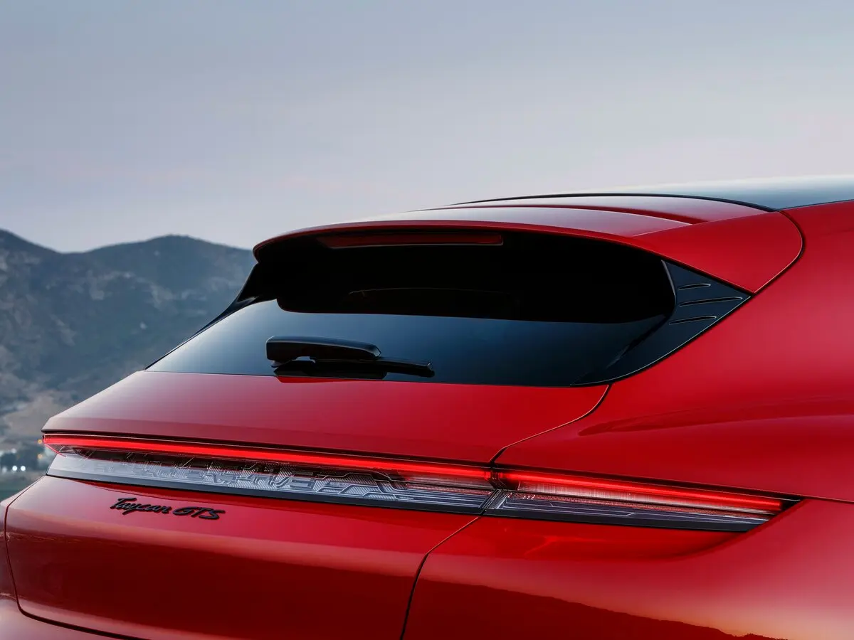 Porsche Taycan I Универсал 5 дв. Sport Turismo — сүрөт 13