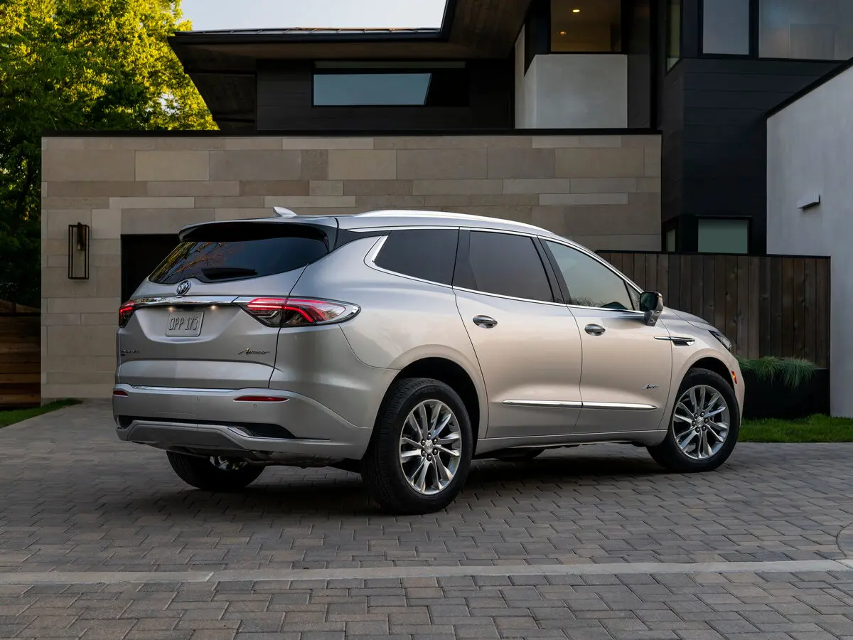 Buick Enclave II Рестайлинг Внедорожник 5 дв. — сүрөт 4