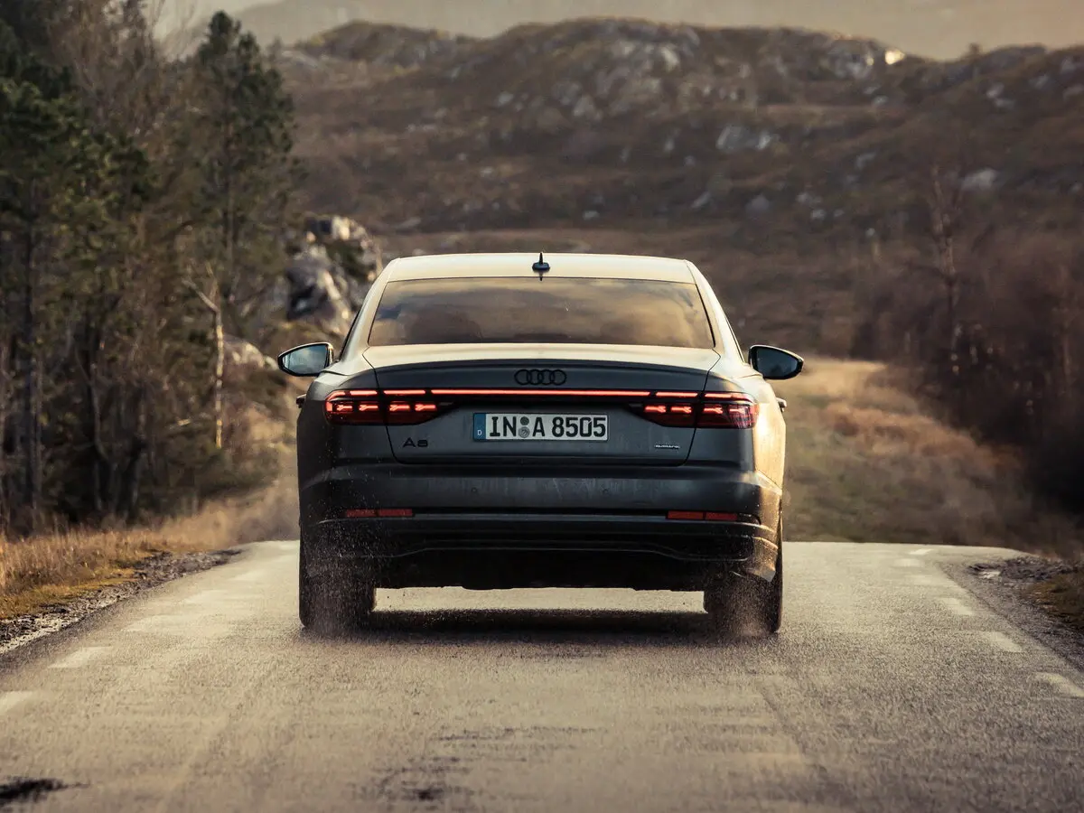 Audi A8 IV (D5) Рестайлинг Седан — photo 4