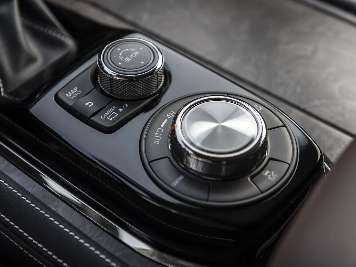 Infiniti QX80 I Рестайлинг 3 Внедорожник 5 дв. — сүрөт 9